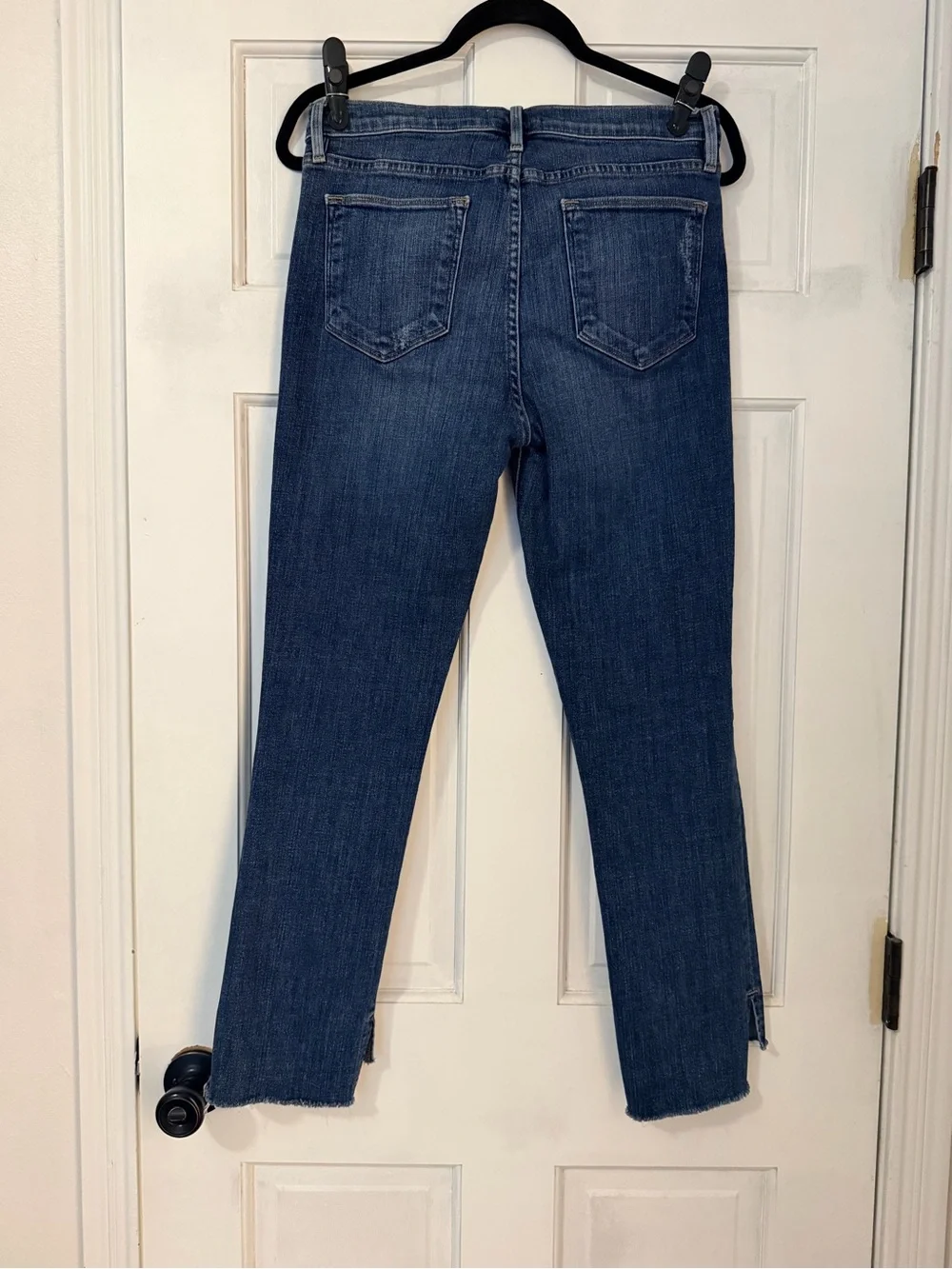 Frame Denim Le High Straight Jeans in Dark Blue Wash with High-Low Hem - Picture 4 of 4